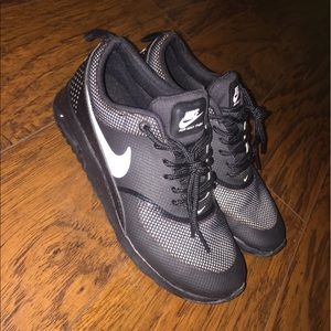 NIKE Air Max Thea